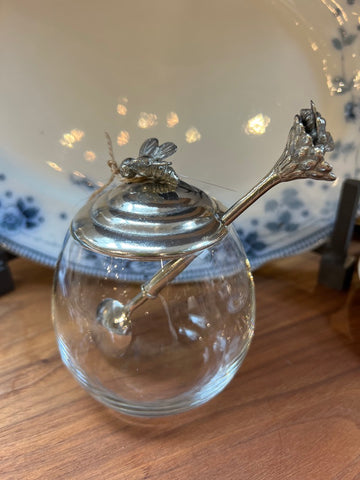Honey pot with spoon