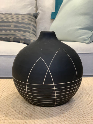 Black graphic vase